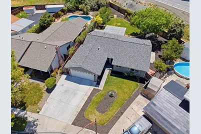 4576 Jonquil Dr, San Jose, CA 95136 - Photo 32