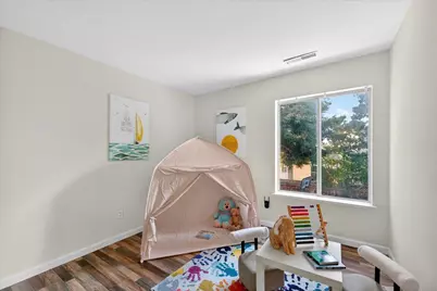 1301 Peregrine Dr, Gilroy, CA 95020 - Photo 32