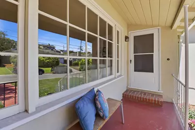 148 Burbank Ave, San Mateo, CA 94403 - Photo 4