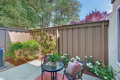 1110 Strayer Dr, San Jose, CA 95129 - Photo 22