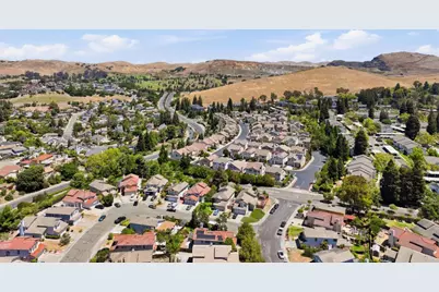 201 Knights Cir, Vallejo, CA 94591 - Photo 28