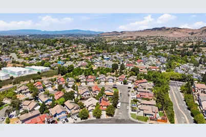 201 Knights Cir, Vallejo, CA 94591 - Photo 30