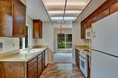 47 Buffalo Ct, Pacifica, CA 94044 - Photo 18