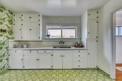 338 Alexander St, Salinas, CA 93901 - Photo 8