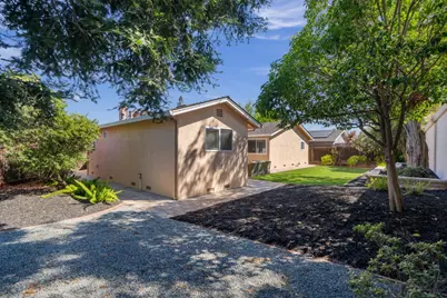 4472 Waimea Ct, San Jose, CA 95118 - Photo 22