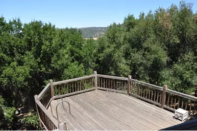 17590 Holiday Dr, Morgan Hill, CA 95037 - Photo 14