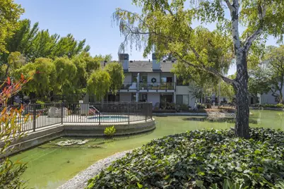 905 W Middlefield Rd 918, Mountain View, CA 94043 - Photo 1