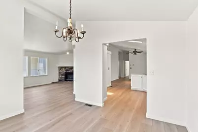1085 Tasman Dr 123, Sunnyvale, CA 94089 - Photo 18