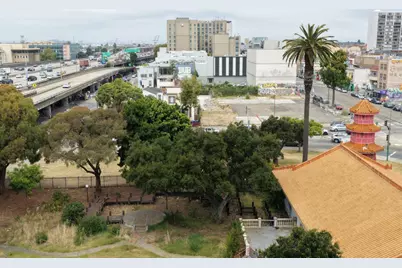 611 Harrison St, Oakland, CA 94607 - Photo 32