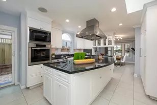 1204 Cortez Ave, Burlingame, CA 94010 - Photo 14