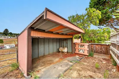 9604 Martin Ln, Salinas, CA 93907 - Photo 24