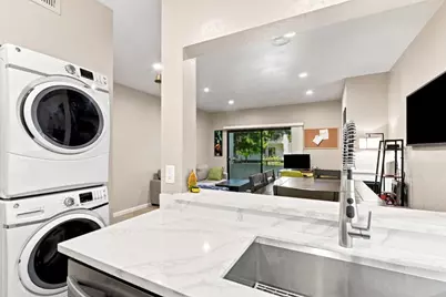 4671 Albany Cir 109, San Jose, CA 95129 - Photo 16