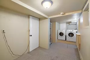 844 Brunswick St, San Francisco, CA 94112 - Photo 44