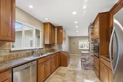 7422 Fallenleaf Ln, Cupertino, CA 95014 - Photo 10
