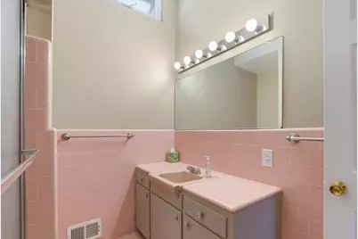 7422 Fallenleaf Ln, Cupertino, CA 95014 - Photo 32