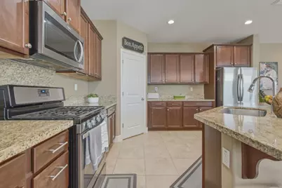 420 Alicante Dr, Hollister, CA 95023 - Photo 16