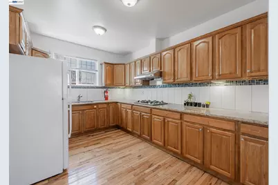 1720 46th Ave, Oakland, CA 94601 - Photo 8
