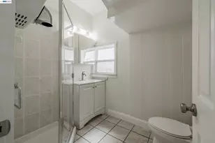 1720 46th Ave, Oakland, CA 94601 - Photo 10