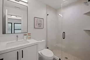 1095 Tartan Ln, San Jose, CA 95125 - Photo 30