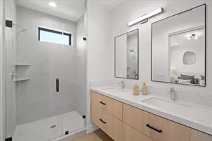 1095 Tartan Ln, San Jose, CA 95125 - Photo 24