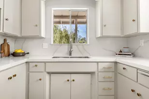 616 Oak Dr, Capitola, CA 95010 - Photo 14