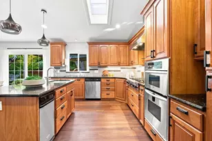 21 Russell Ct, Walnut Creek, CA 94598 - Photo 12