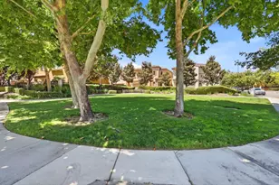 5393 Chesbro Ave, San Jose, CA 95123 - Photo 36