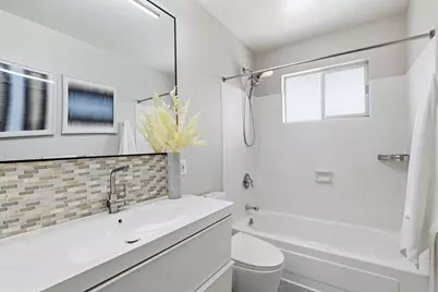 255 S Rengstorff Ave 2, Mountain View, CA 94040 - Photo 14