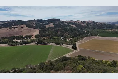 10 Chittenden Rd, San Juan Bautista, CA 95045 - Photo 8