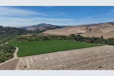 10 Chittenden Rd, San Juan Bautista, CA 95045 - Photo 14