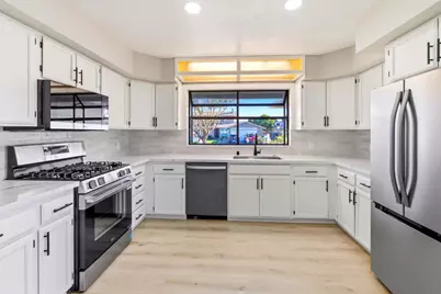 788 Bedford Dr, Salinas, CA 93901 - Photo 10