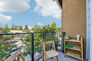 391 Charles Morris Ter, Sunnyvale, CA 94085 - Photo 32
