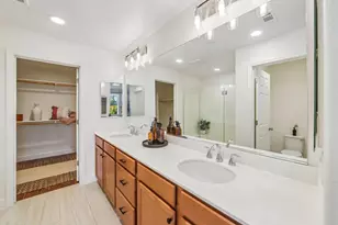 391 Charles Morris Ter, Sunnyvale, CA 94085 - Photo 20