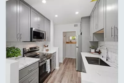 3318 Brittan Ave 3, San Carlos, CA 94070 - Photo 6