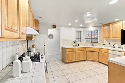 1257 Sabal Dr, San Jose, CA 95132 - Photo 14