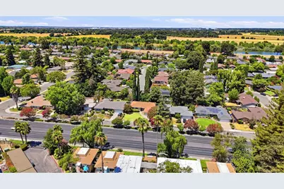 6250 Riverside Blvd, Sacramento, CA 95831 - Photo 12
