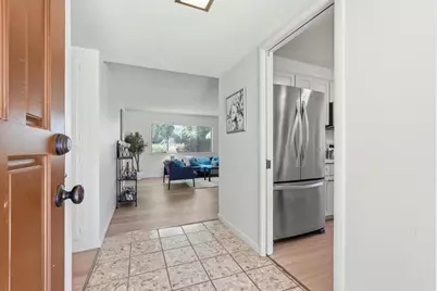 6250 Riverside Blvd, Sacramento, CA 95831 - Photo 18