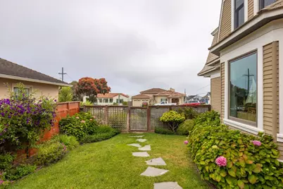 441 Pine Ave, Pacific Grove, CA 93950 - Photo 18