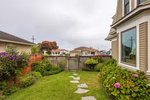 441 Pine Ave, Pacific Grove, CA 93950 - Photo 18