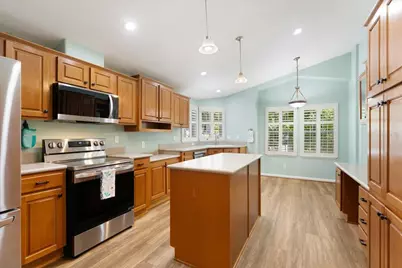 300 Plum St 77, Capitola, CA 95010 - Photo 20
