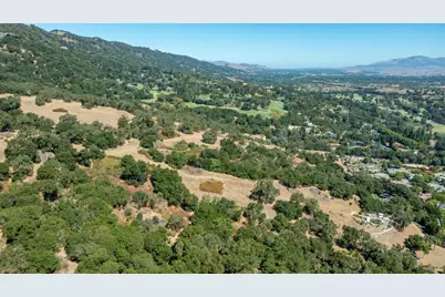 8272 Sassafras Ct, Pleasanton, CA 94566 - Photo 6