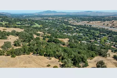 8272 Sassafras Ct, Pleasanton, CA 94566 - Photo 8