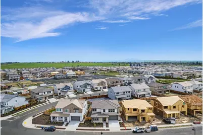 2554 Lavender Pl, Fairfield, CA 94533 - Photo 8