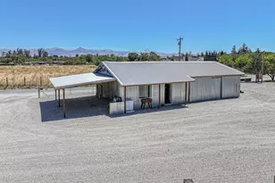 991 Riverside Rd, Hollister, CA 95023 - Photo 54