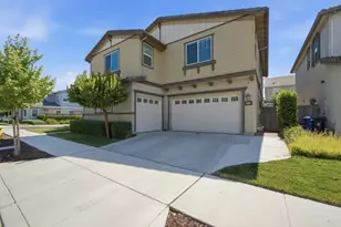 6752 Grasshopper Ave, Newark, CA 94560 - Photo 2