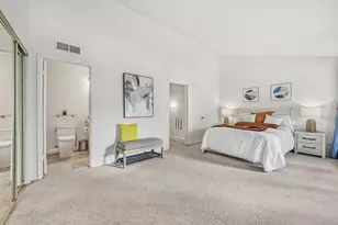 19124 Vineyard Ln, Saratoga, CA 95070 - Photo 14