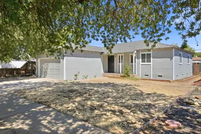 1909 Evergreen Ave, Modesto, CA 95350 - Photo 4