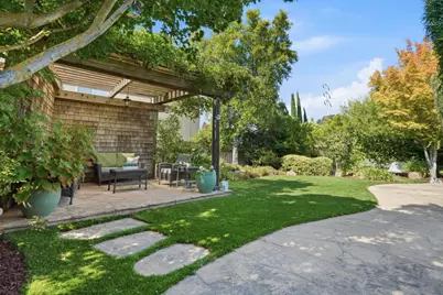 7098 Bret Harte Dr, San Jose, CA 95120 - Photo 32
