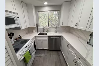 2201 Monroe 502, Santa Clara, CA 95050 - Photo 2