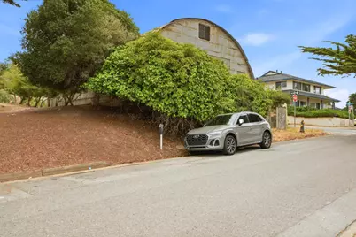 119 Dewey Ave, Pacific Grove, CA 93950 - Photo 28